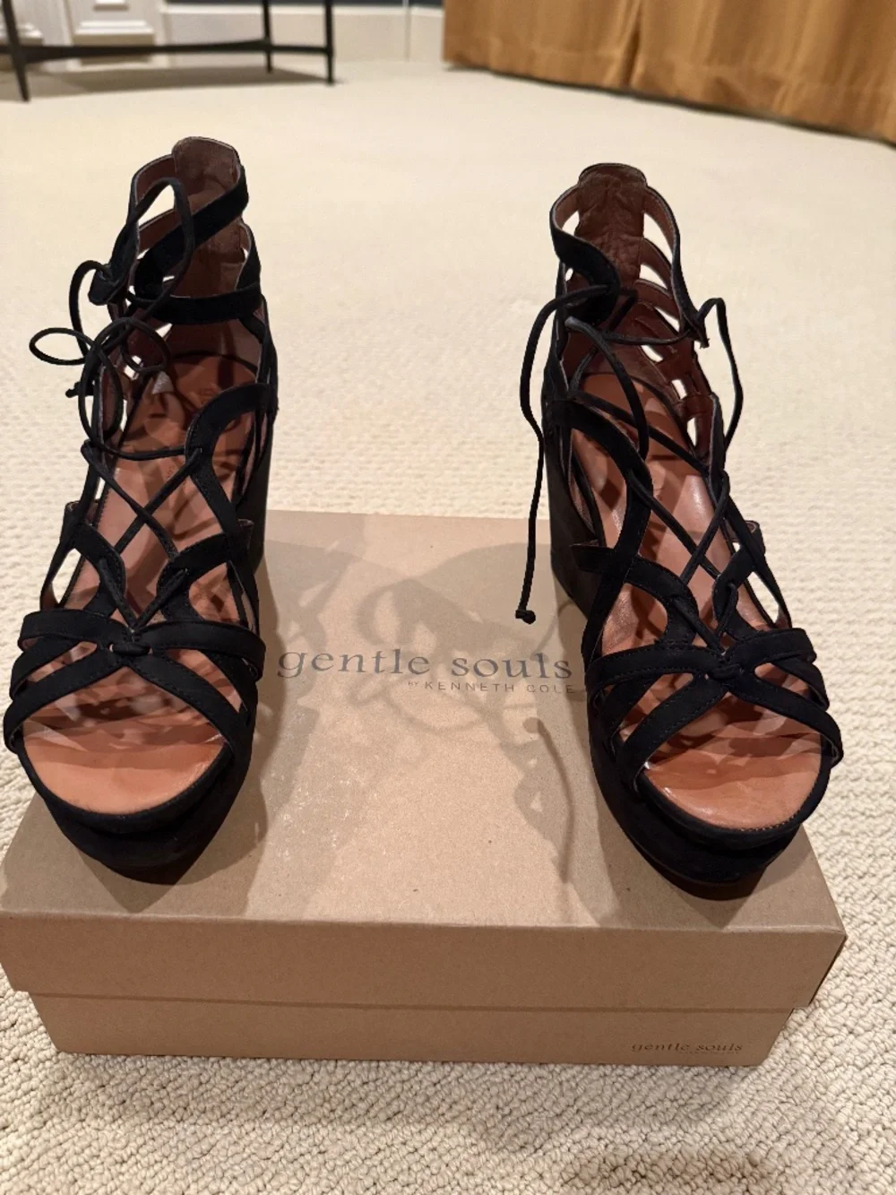 Gentle Souls by Kenneth Cole, black wedge